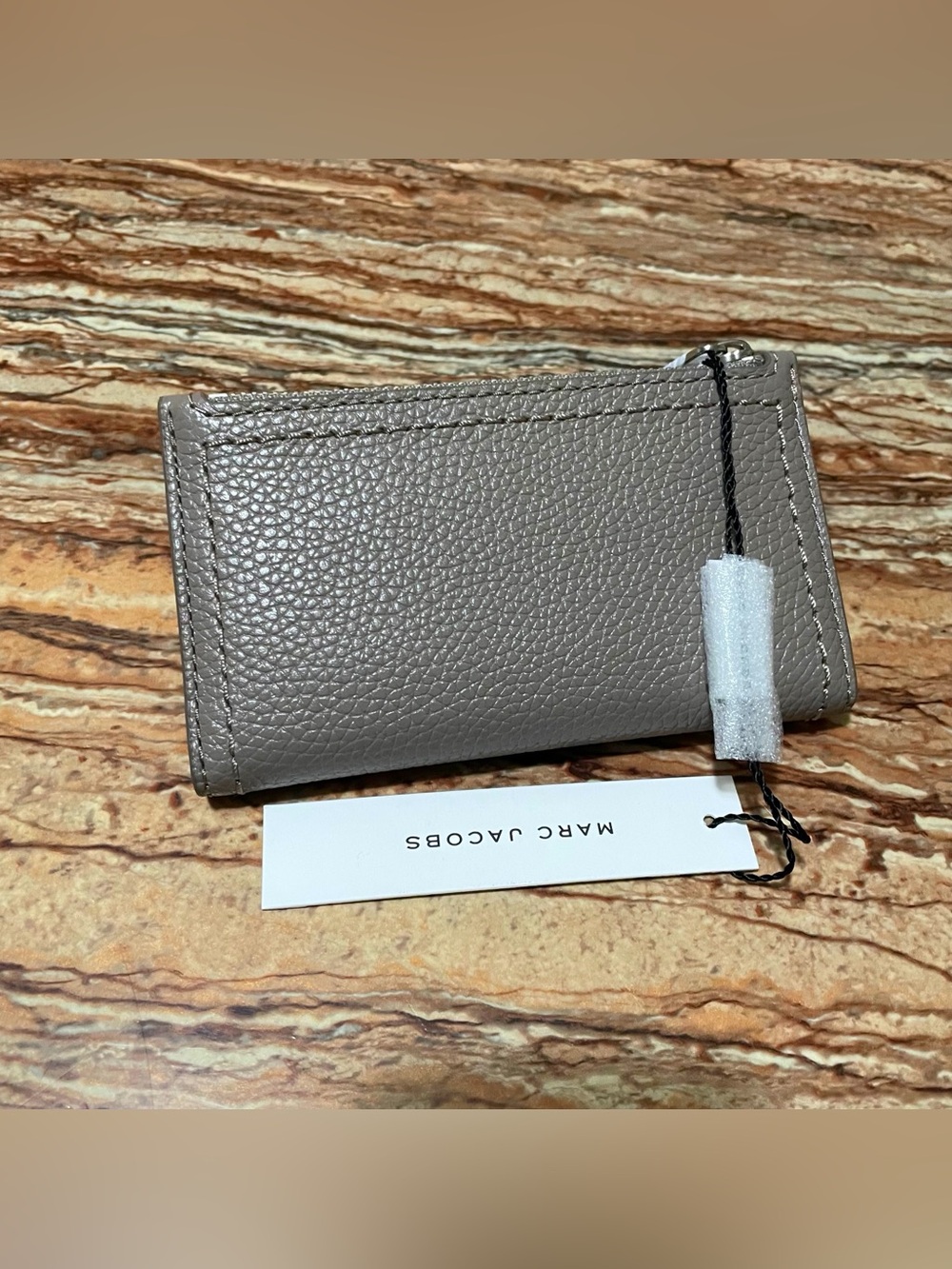 Marc Jacobs - Picture 3 of 8